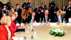 Четырехсторонняя встреча (РФ, США, ЕС и Украина) по урегулированию украинского внутриполитического кризиса, в Женеве Четырехсторонняя встреча (РФ, США, ЕС и Украина) по урегулированию украинского внутриполитического кризиса, в Женеве