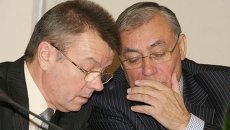 Ба, знакомые все лица: депутаты облдумы в объективах фотокамер Ба, знакомые все лица: депутаты облдумы в объективах фотокамер