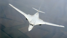 Сверхзвуковой стратегический бомбардировщик Ту-160. Архивное фото Сверхзвуковой стратегический бомбардировщик Ту-160. Архивное фото