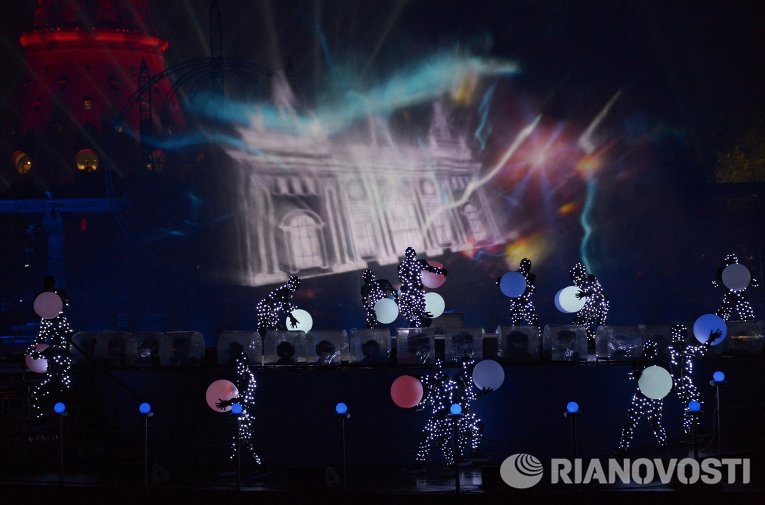 Московский международный фестиваль Круг света. День второй Московский международный фестиваль Круг света. День второй