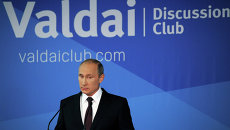 Президент России Владимир Путин выступает на итоговой пленарной сессии XI заседания Международного дискуссионного клуба Валдай в Сочи Президент России Владимир Путин выступает на итоговой пленарной сессии XI заседания Международного дискуссионного клуба Валдай в Сочи