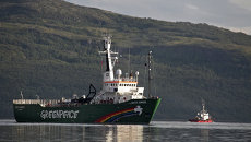 Судно Greenpeace Арктик Санрайз. Архивное фото Судно Greenpeace Арктик Санрайз. Архивное фото