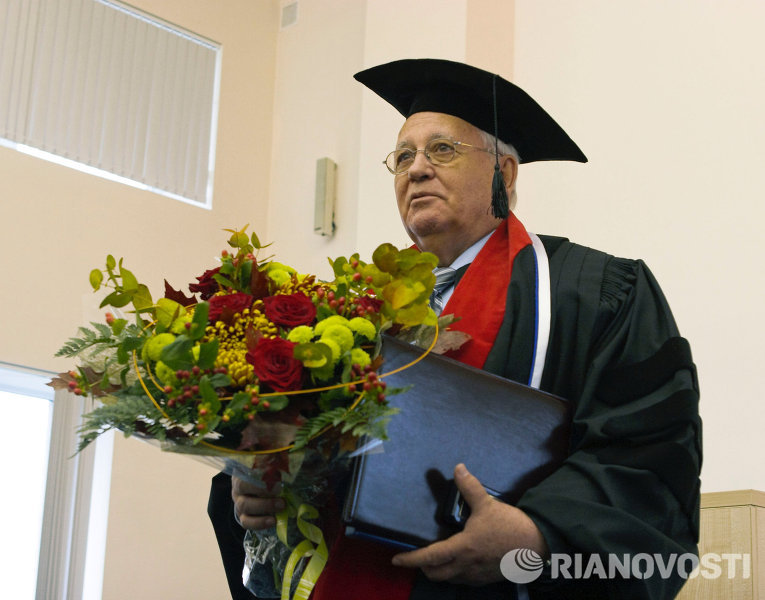 М.Горбачев М.Горбачев