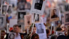 Шествие Региональной патриотической общественной организации Бессмертный полк Москва по Красной площади, архивное фото Шествие Региональной патриотической общественной организации Бессмертный полк Москва по Красной площади, архивное фото