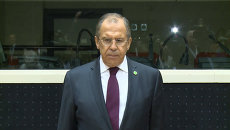 Лавров назвал главный шаг к урегулированию кризиса на востоке Украины Лавров назвал главный шаг к урегулированию кризиса на востоке Украины