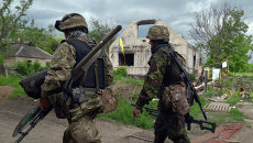 Украинские военнослужащие в Донбассе. Архивное фото Украинские военнослужащие в Донбассе. Архивное фото