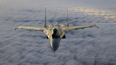 Российский многоцелевой сверхманёвренный истребитель Су-35. Архивное фото Российский многоцелевой сверхманёвренный истребитель Су-35. Архивное фото