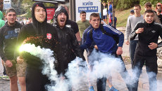 Столкновение украинских и польских футбольных фанатов в Киеве Столкновение украинских и польских футбольных фанатов в Киеве
