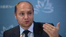 Брифинг министра РФ по развитию Дальнего Востока Александра Галушки Брифинг министра РФ по развитию Дальнего Востока Александра Галушки