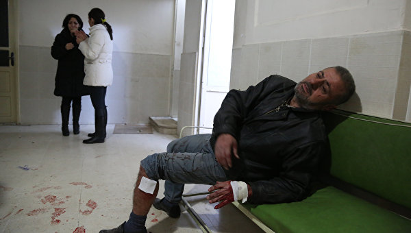 Постадавшие от взрыва граждане в больнице Камышлы, Сирия