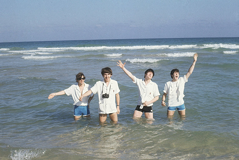 The Beatles в Майами. 1964 год The Beatles в Майами. 1964 год