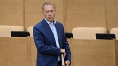 Заместитель председателя комитета Государственной Думы РФ по безопасности и противодействию коррупции Андрей Луговой Заместитель председателя комитета Государственной Думы РФ по безопасности и противодействию коррупции Андрей Луговой