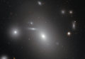 Галактика NGC 4889, где находится одна из крупнейших черных дыр мироздания Галактика NGC 4889, где находится одна из крупнейших черных дыр мироздания
