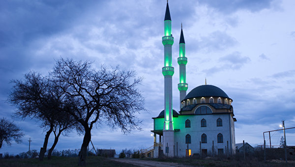 Мечеть в селе Левадки под Симферополем. Архивное фото