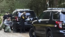 Полиция на месте стрельбы в штате Вашингтон Полиция на месте стрельбы в штате Вашингтон