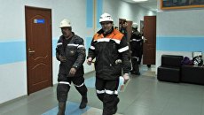 Сотрудники МЧС России в здании шахты Северная в Воркуте. Архивное фото Сотрудники МЧС России в здании шахты Северная в Воркуте. Архивное фото