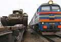 Погрузка на железнодорожные платформы танков Т-72 отдельного танкового батальона мотострелковой бригады Балтийского флота Погрузка на железнодорожные платформы танков Т-72 отдельного танкового батальона мотострелковой бригады Балтийского флота