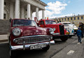 Автомобиль Москвич-402 на выставке ретро-автомобилей в Санкт-Петербурге Автомобиль Москвич-402 на выставке ретро-автомобилей в Санкт-Петербурге