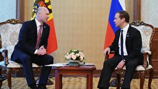 Председатель правительства РФ Дмитрий Медведев (справа) и премьер-министр Молдавии Павел Филип. Архивное фото Председатель правительства РФ Дмитрий Медведев (справа) и премьер-министр Молдавии Павел Филип. Архивное фото