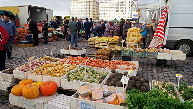 В выходные на ярмарках "Ценопад" в Подмосковье продали более 25 тонн овощей