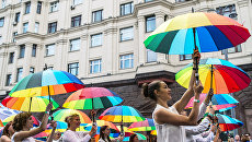 Жители и гости Москвы во время празднования Дня города Жители и гости Москвы во время празднования Дня города