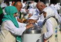 Паломники в палаточном лагере в Мине Паломники в палаточном лагере в Мине