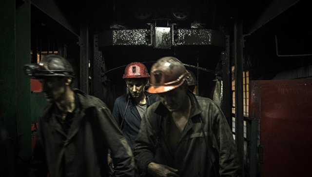 Работа шахты Заря в Донецкой области. Архивное фото