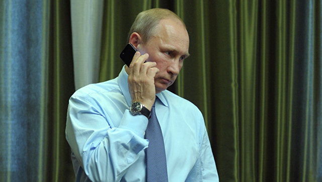 Путин и Ренци обсудили по телефону совместные проекты в сфере энергетики