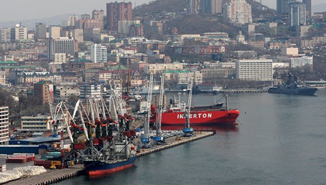Владивостокский морской торговый порт. Архивное фото