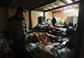 Люди проводят ночь в убежище скрываясь от землетрясения в провинции Мачерата, Италия. 27 октября 2016 Люди проводят ночь в убежище скрываясь от землетрясения в провинции Мачерата, Италия. 27 октября 2016