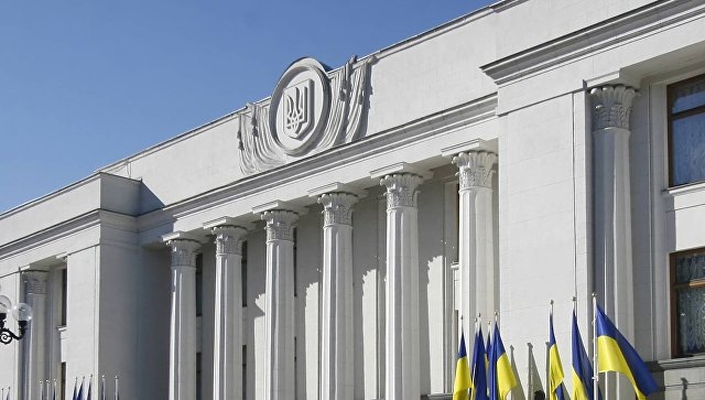 На Украине не заинтересованы в досрочных выборах в Раду, считает эксперт