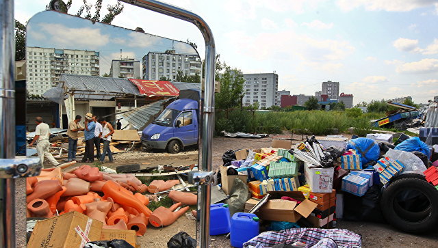 В Дмитровском районе убрали более 50 незаконных ларьков