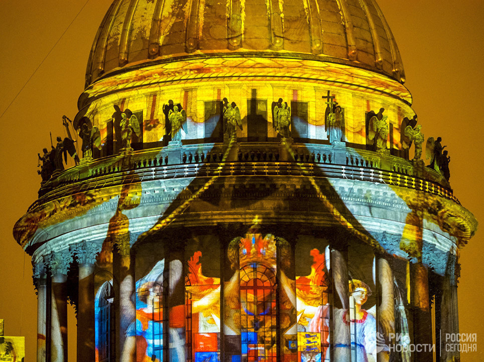 Мультимедийное 3D-mapping шоу в Санкт-Петербурге Мультимедийное 3D-mapping шоу в Санкт-Петербурге