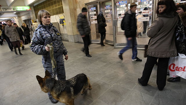 В Петербурге проверяют станцию метро "Технологический институт"