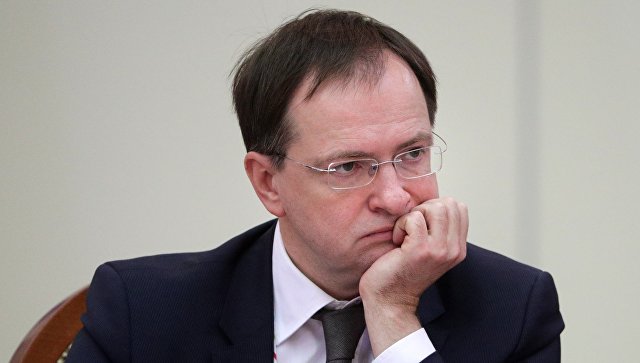 Диссертацию Мединского пока не передали на исторический факультет МГУ