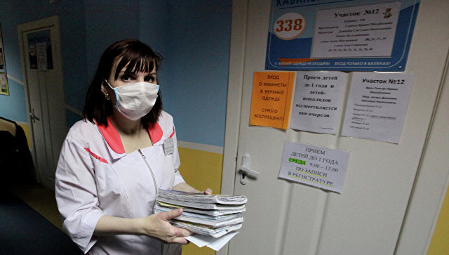 Зарплата врачей превысит средний доход россиян в два раза