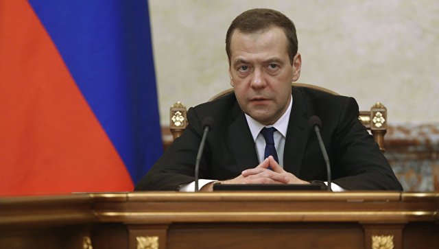 Медведев возглавит комиссию по расследованию крушения Ту-154 в Сочи