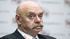 Директор Центра образования Царицыно № 548 города Москвы Ефим Рачевский. 2015 год Директор Центра образования Царицыно № 548 города Москвы Ефим Рачевский. 2015 год