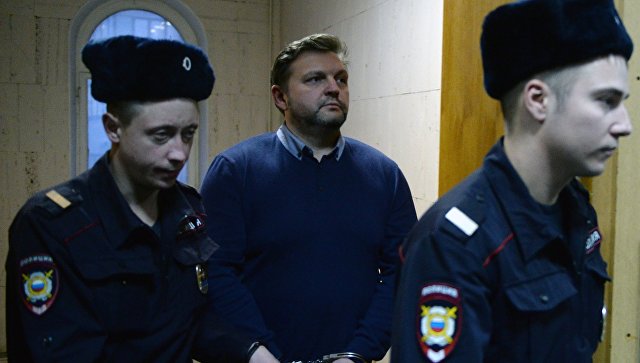 Суд рассмотрит жалобу экс-губернатора Белых