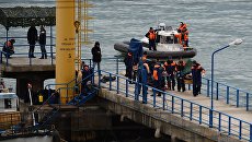 Поисково-спасательные работы на месте крушения самолёта Ту-154 Минобороны РФ в Сочи Поисково-спасательные работы на месте крушения самолёта Ту-154 Минобороны РФ в Сочи
