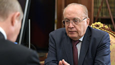 Ректор МГУ Виктор Садовничий во время встречи в Кремле с президентом РФ Владимиром Путиным. Архивное фото Ректор МГУ Виктор Садовничий во время встречи в Кремле с президентом РФ Владимиром Путиным. Архивное фото