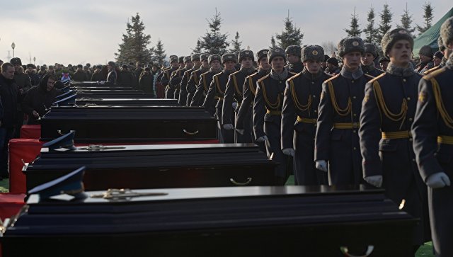 Четверых красноярцев, погибших в катастрофе Ту-154, похоронили на родине