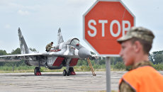 Военный аэродром под Киевом. Архивное фото Военный аэродром под Киевом. Архивное фото