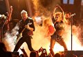 Группа Metallica и Леди Гага на 59-й ежегодной премии Грэмми в Лос-Анджелесе, 12 февраля 2017 Группа Metallica и Леди Гага на 59-й ежегодной премии Грэмми в Лос-Анджелесе, 12 февраля 2017