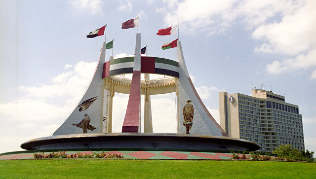 Памятник в честь создания ОАЭ