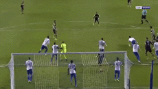 Самый курьезный гол сезона. GIF Самый курьезный гол сезона. GIF