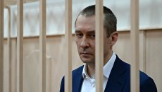 Дмитрий Захарченко в Басманном судом Москвы перед рассмотрением ходатайства следствия о продлении ареста. 2 марта 2017 Дмитрий Захарченко в Басманном судом Москвы перед рассмотрением ходатайства следствия о продлении ареста. 2 марта 2017