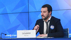 Лидер итальянской партии Лига Севера Маттео Сальвини. Архивное фото Лидер итальянской партии Лига Севера Маттео Сальвини. Архивное фото