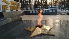 Неизвестные в грязной обуви затоптали металлическую звезду на мемориале Вечный огонь в Костроме Неизвестные в грязной обуви затоптали металлическую звезду на мемориале Вечный огонь в Костроме