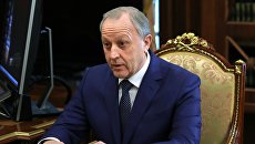Губернатор Саратовской области Валерий Радаев во время встречи с президентом РФ Владимиром Путиным. 17 марта 2016 Губернатор Саратовской области Валерий Радаев во время встречи с президентом РФ Владимиром Путиным. 17 марта 2016